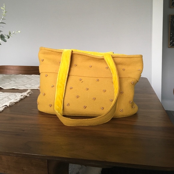 Embellish Velvet Handbag - Picture 3 of 6